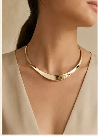 Meridian Gold Collar Necklace styled on a model from a second angle